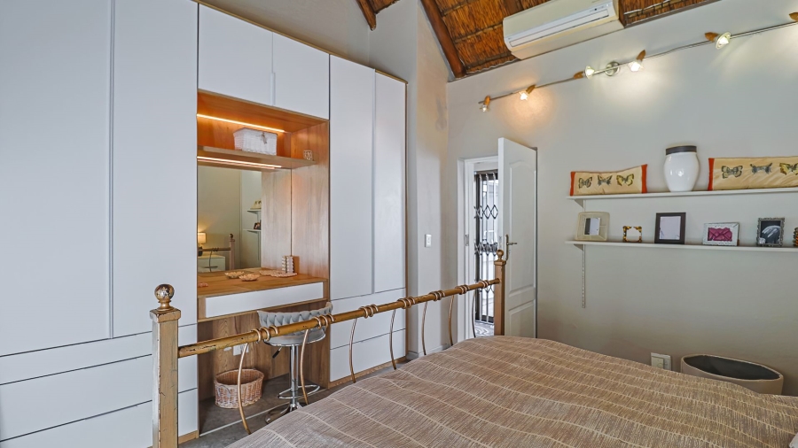 5 Bedroom Property for Sale in Kshane North West